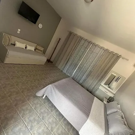 Aparthotel Kastalia And *