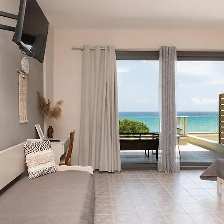 Kastalia And Apartahotel 3*